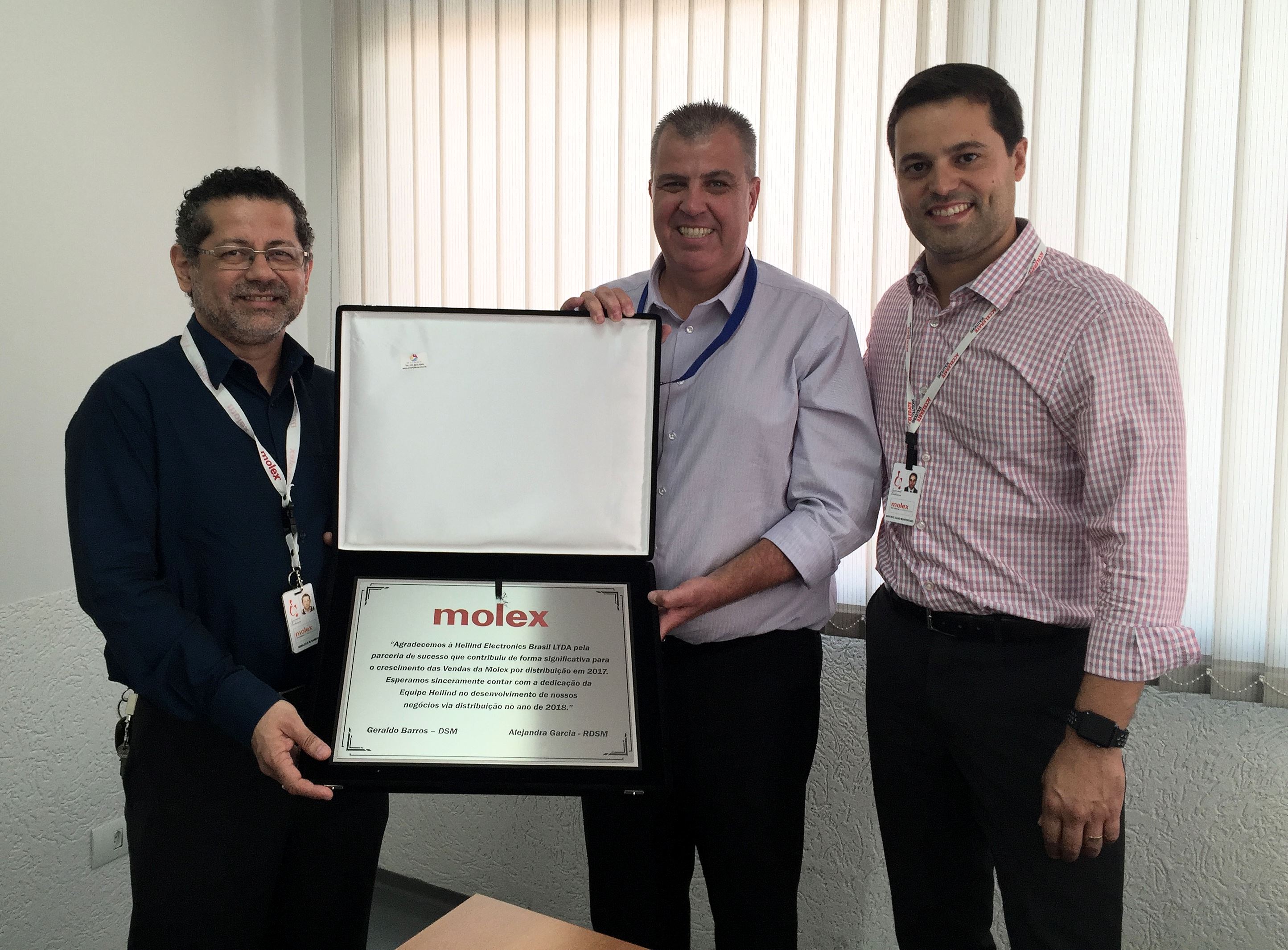 Heilind Electronics Brasil recebe o prêmio Molex Distributor of The